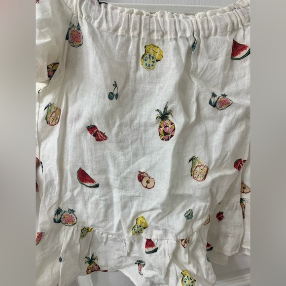 Zara Off-Shoulder Blouse - Picture 2 of 5